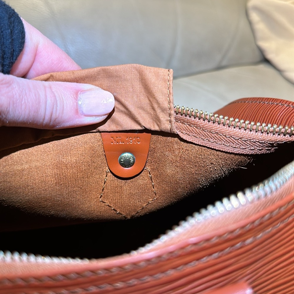 Louis Vuitton Speedy 30 Kenyan Epi Leather - Picture 10 of 12
